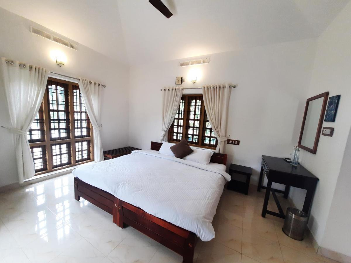 Oriole Homestay Thekkady Esterno foto