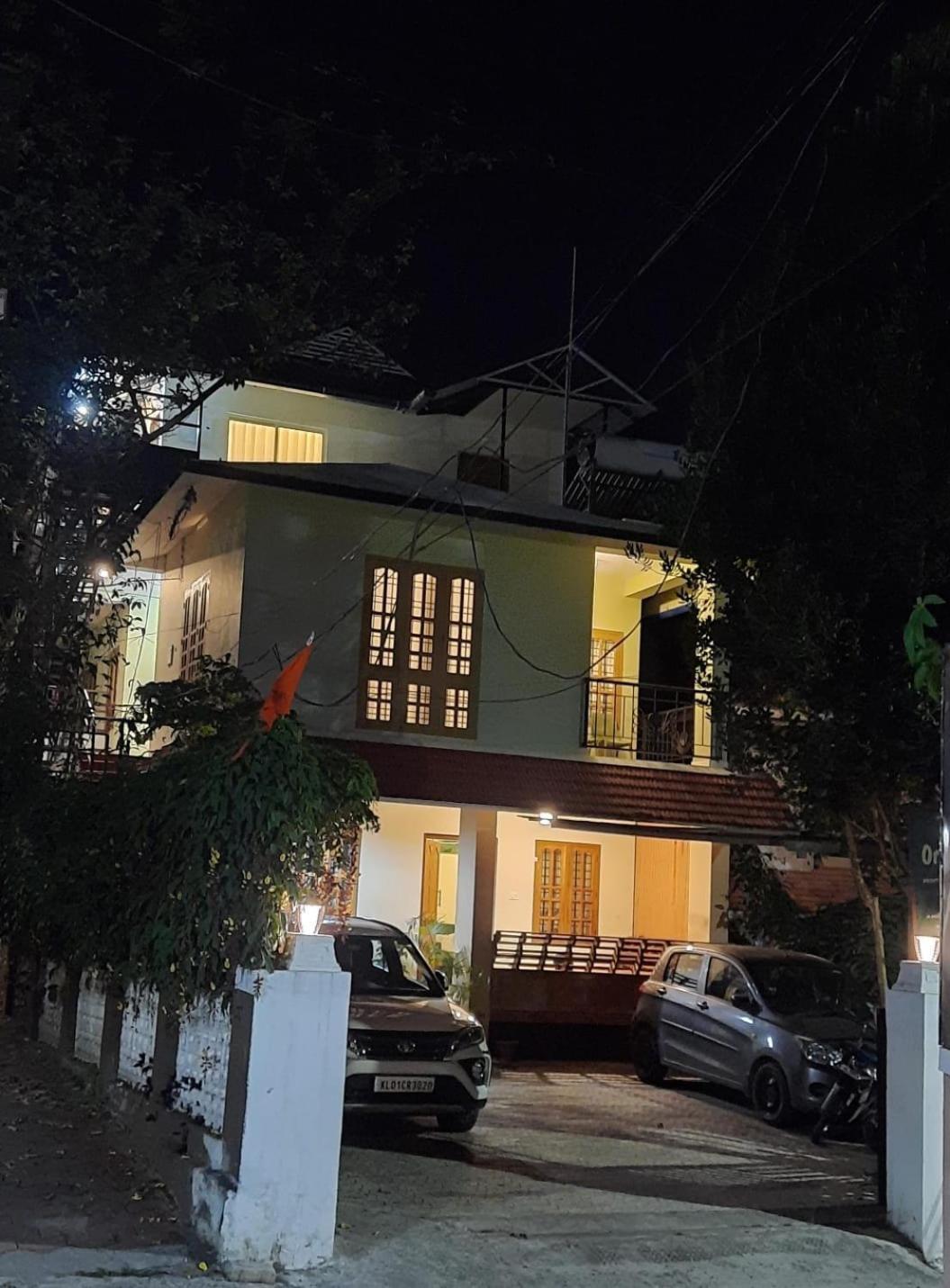 Oriole Homestay Thekkady Esterno foto
